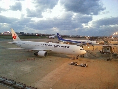 ・・10.16福岡空港.jpg