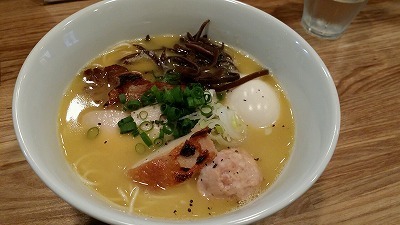 20160613　博多水炊きラーメン.jpg
