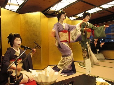 芸者.jpg