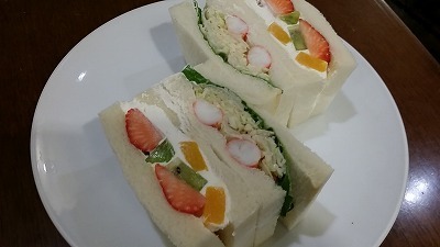 タラバガニサンド20150604_105020.jpg