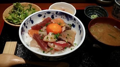 20161118海鮮丼.jpg